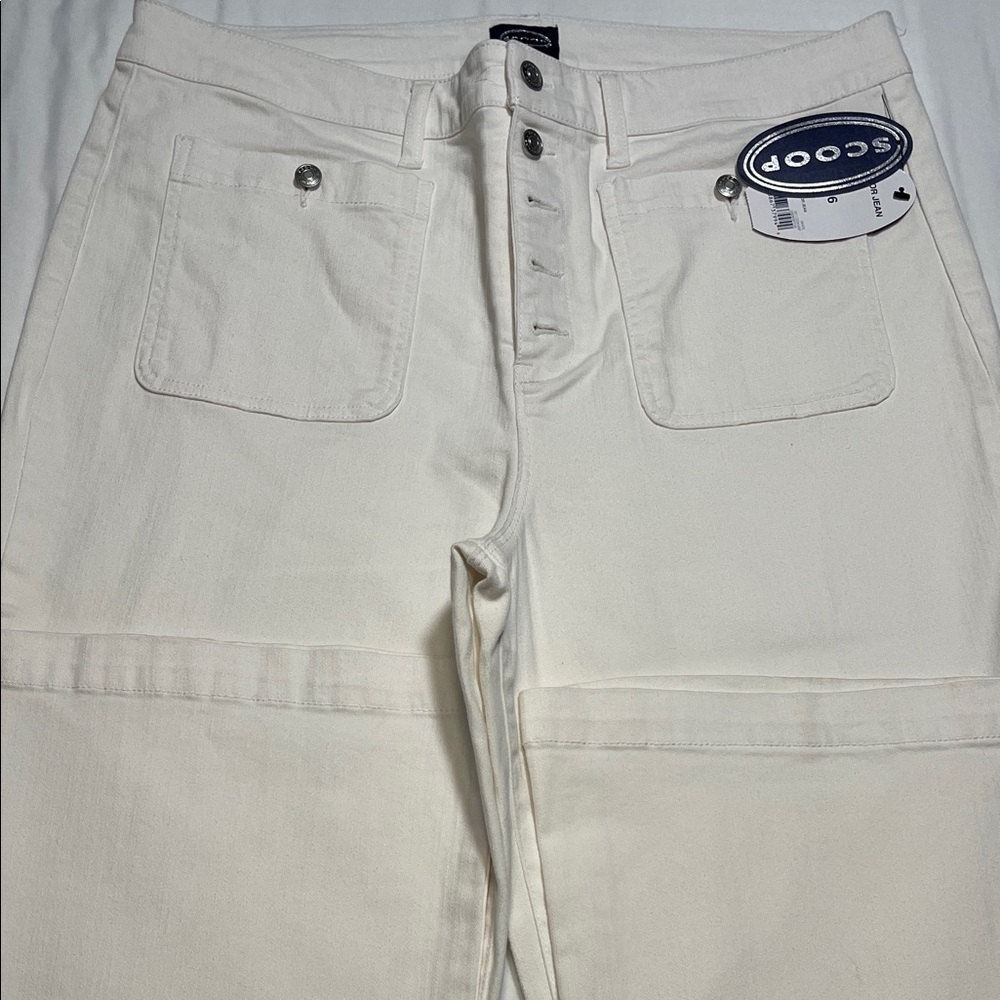 Scoop Women's White Flare Jeans
